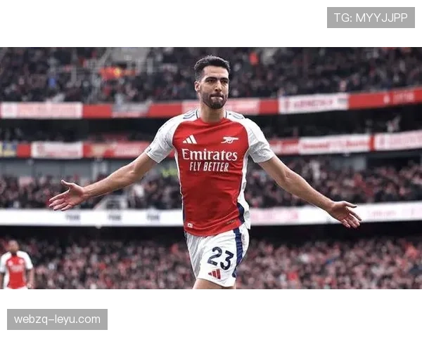 阿森纳锋线爆发引热议 球队出色表现获球迷盛赞