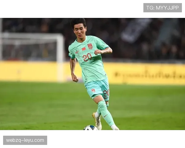 韦世豪状态回暖，边路突破助中国队撕开对手防线