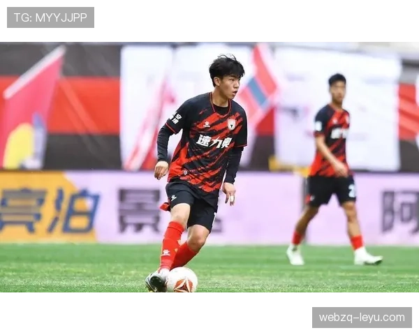 山东泰山新星表现稳健,最佳球员荣耀助球队继续向前迈进 山东泰山新星表现稳健,最佳球员荣耀助球队继续向前迈进