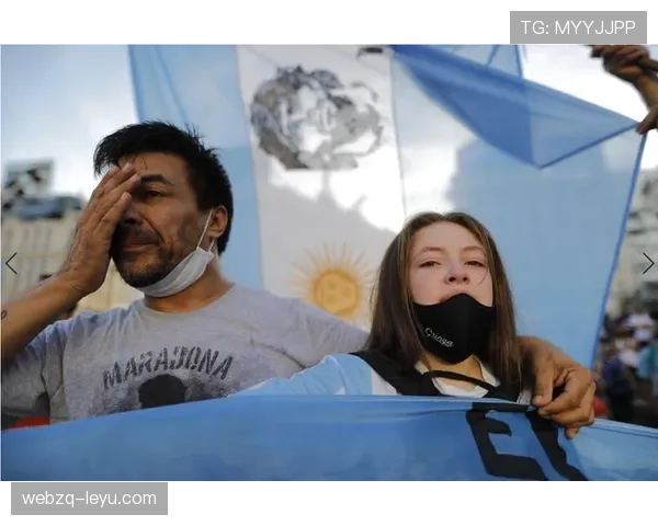 瓦伦西亚球迷抗议持续，俱乐部局势变化对稳定运行带来影响